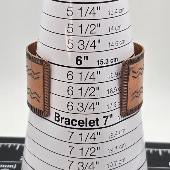 VTG Bell Trading Post Wide Copper Cuff Bracelet 6.5" Stamped Design Southwestern - Picture 7 of 7